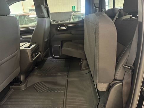 Used 2024 Chevrolet Silverado 1500 LT Trail Boss w/ Convenience Package II image 12