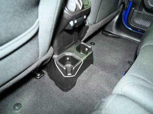 Used 2018 Jeep Wrangler Unlimited Sport S image 51