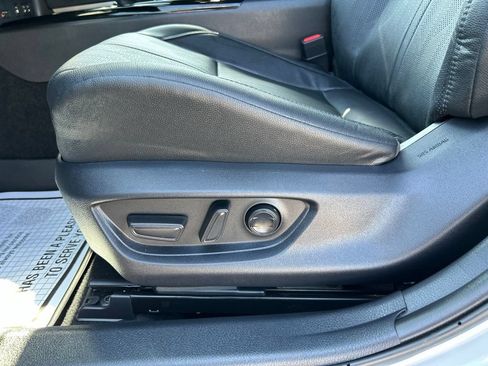 Used 2025 Toyota Camry XSE FWD image 14
