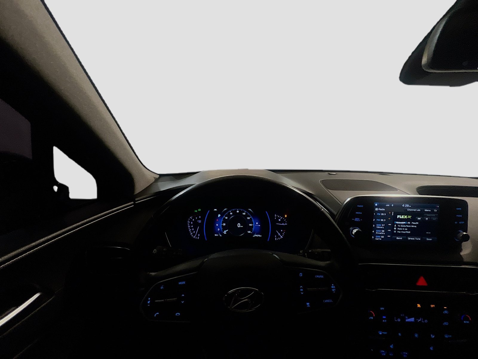 Used 2020 Hyundai Santa Fe SEL FWD image 7