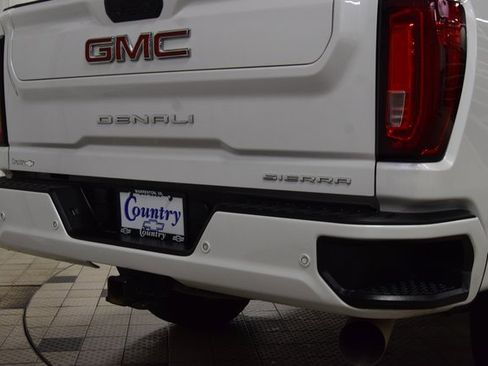Used 2023 GMC Sierra 3500 Denali w/ Denali Ultimate Package image 23