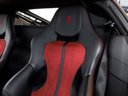 Used 2019 Ferrari 488 Pista Coupe image 25