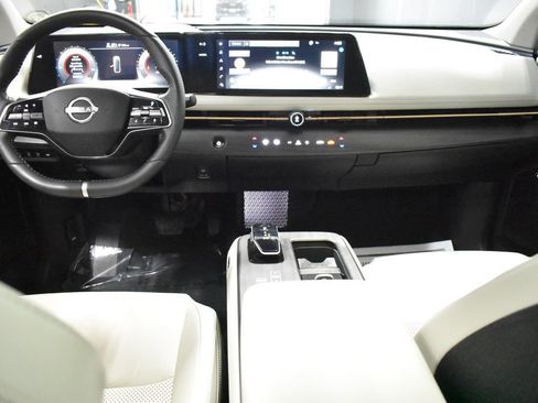 Certified 2023 Nissan Ariya AWD image 13