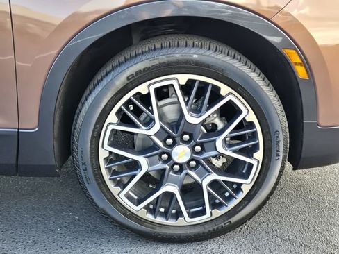 Certified 2023 Chevrolet Blazer Premier w/ Driver Confidence II Package image 8