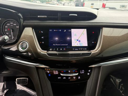 Used 2020 Cadillac XT6 Sport w/ Platinum Package AWD/4WD image 22