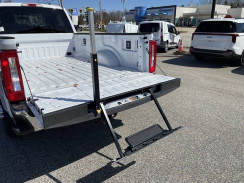 New 2025 Ford F350 XLT image 16