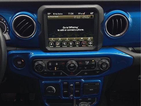 Used 2022 Jeep Wrangler Unlimited Sahara w/ Cold Weather Group image 12