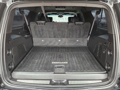 Used 2015 Cadillac Escalade ESV Platinum AWD/4WD image 33