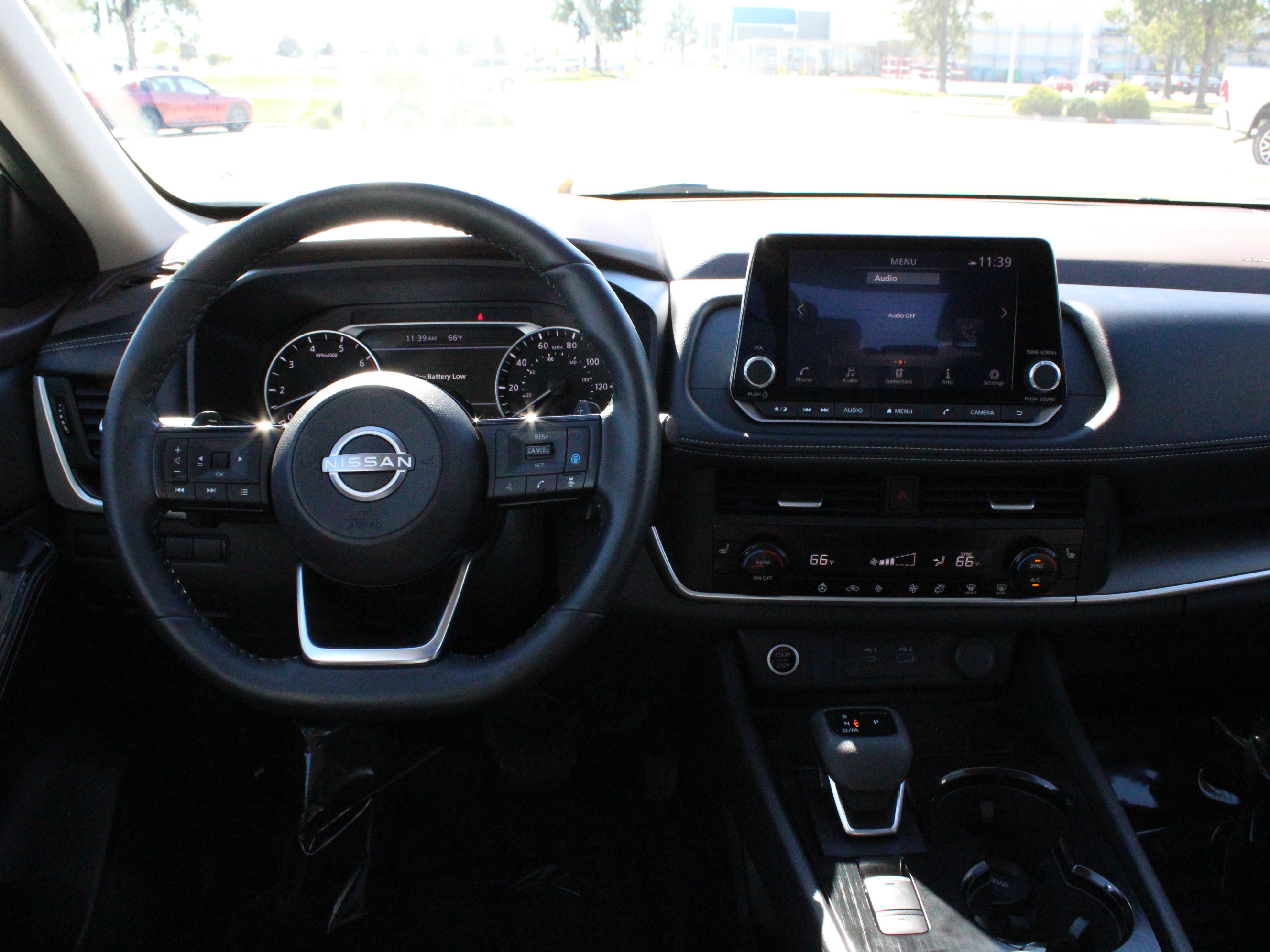 Used 2023 Nissan Rogue SV w/ SV Premium B Package AWD/4WD image 16