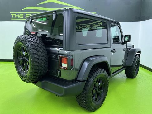 Used 2020 Jeep Wrangler Sport AWD/4WD image 10