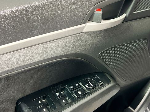 Used 2017 Hyundai Elantra Value Edition w/ Cargo Package image 16