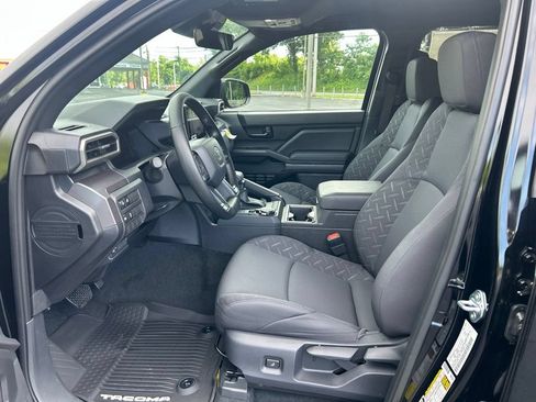 New 2026 Toyota Tacoma SR5 AWD/4WD image 9