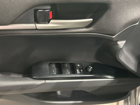 Used 2025 Toyota Camry LE image 11