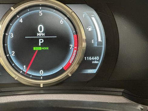 Used 2016 Lexus IS 350 w/ F Sport Package RWD image 20