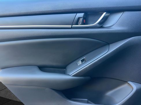 Used 2022 Honda Accord Sport image 43