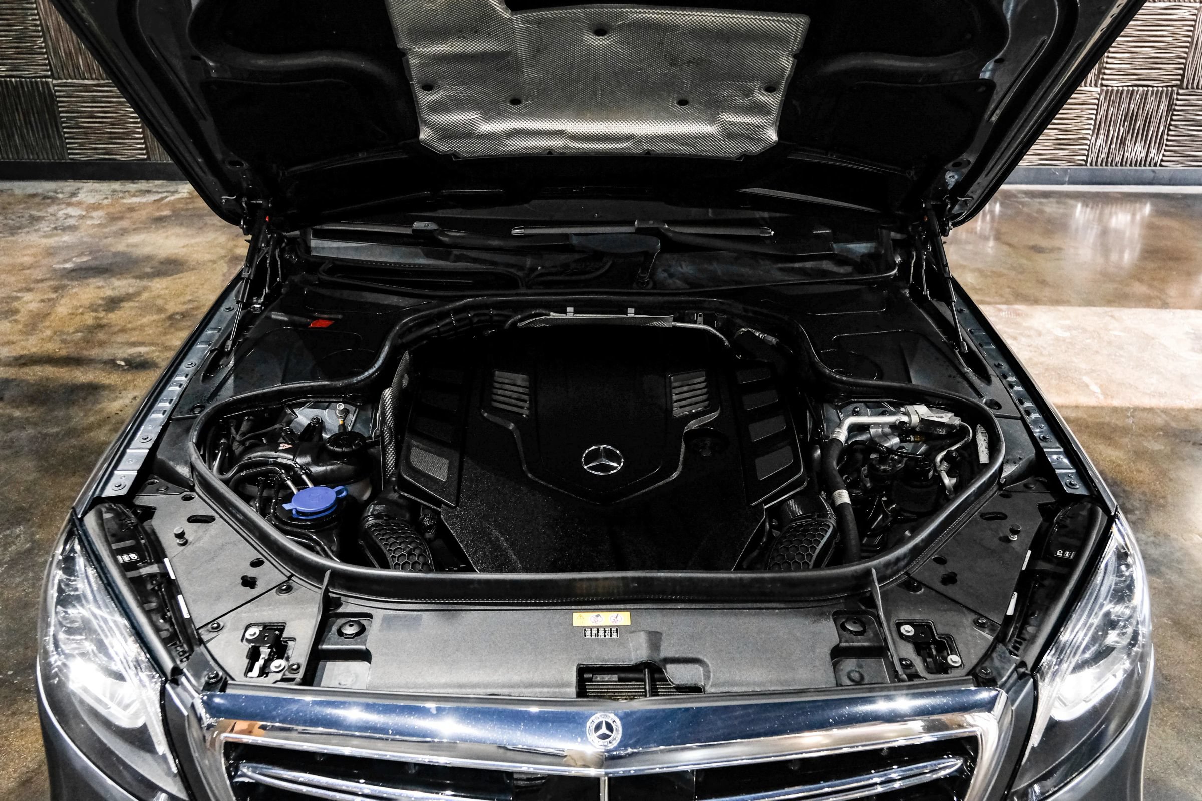 Used 2018 Mercedes-Benz S 560 4MATIC Sedan image 49