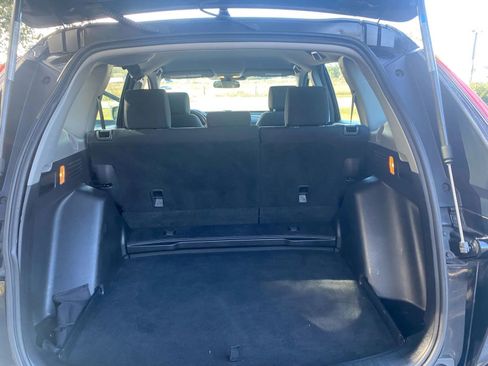 Used 2020 Honda CR-V LX image 25