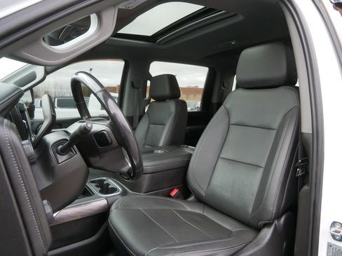 Used 2021 Chevrolet Silverado 3500 LTZ w/ LTZ Premium Package image 15