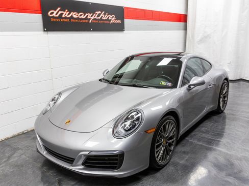 Used 2018 Porsche 911 Carrera S w/ Sport Package image 1