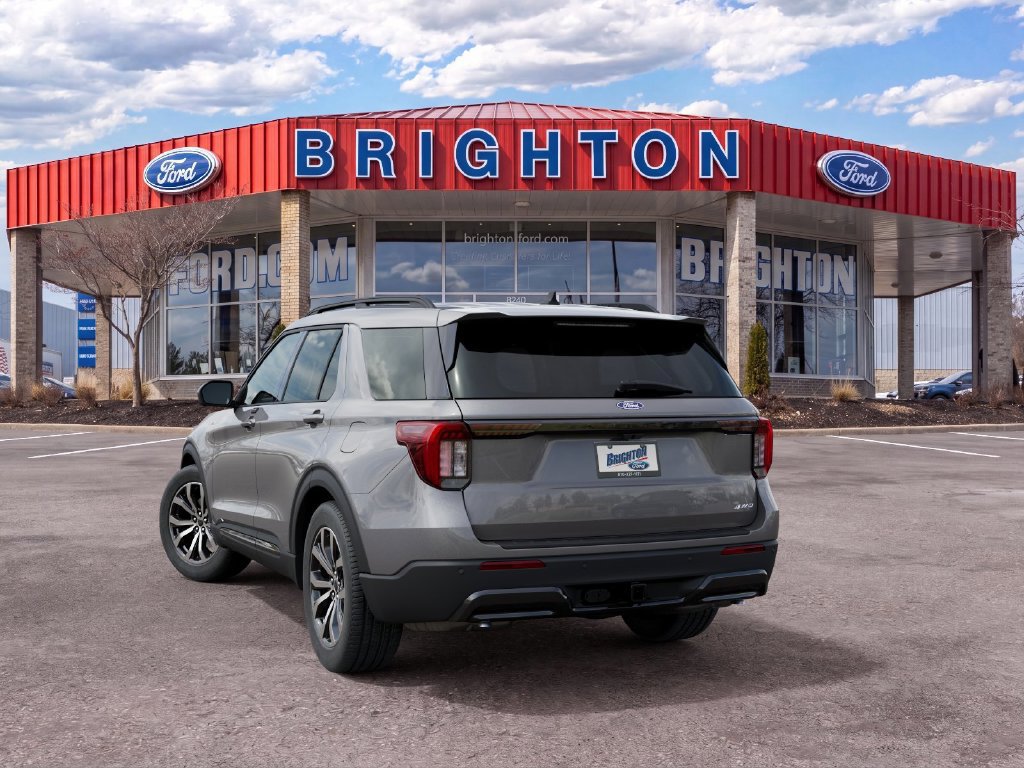 Used 2027 Ford Explorer ST-Line AWD/4WD image 2