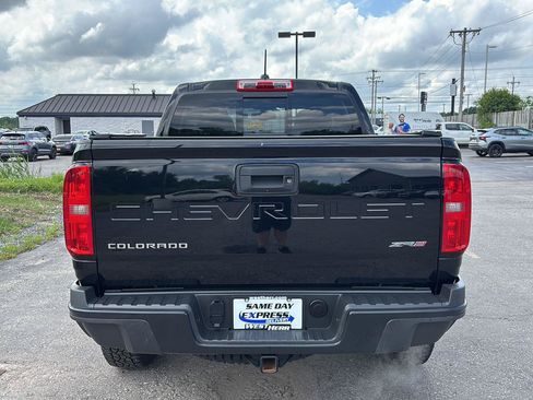Used 2022 Chevrolet Colorado ZR2 AWD/4WD image 6