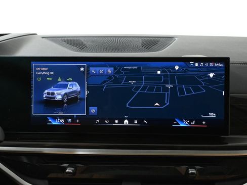 Certified 2024 BMW X7 xDrive40i w/ Premium Package AWD/4WD image 22