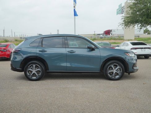 Used 2025 Honda HR-V EX-L image 4