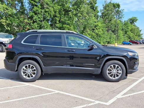 Used 2021 Jeep Cherokee Latitude Lux w/ Comfort/Convenience Group AWD/4WD image 26