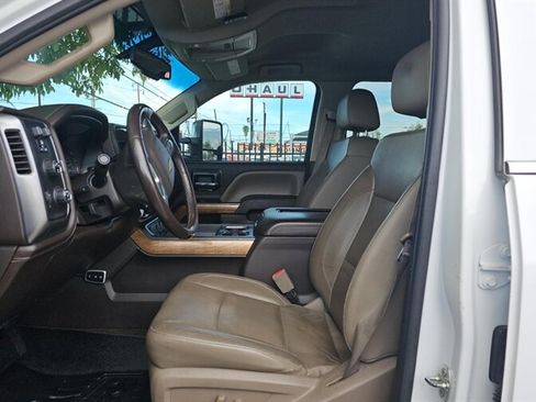 Used 2016 Chevrolet Silverado 3500 LTZ image 3