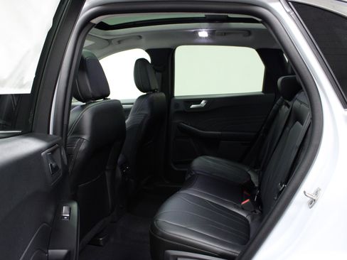 New 2026 Ford Escape SE w/ PHEV Premium Package image 13