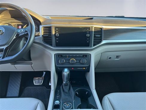 Used 2019 Volkswagen Atlas SE image 11