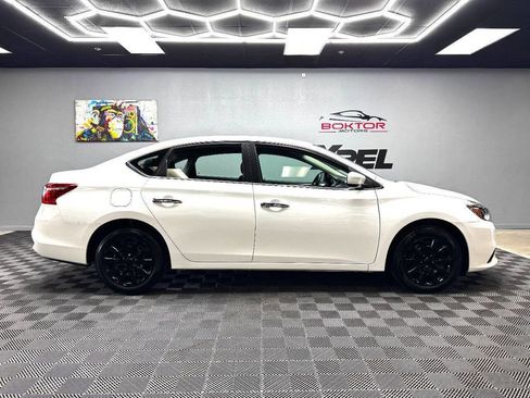 Used 2018 Nissan Sentra S image 17