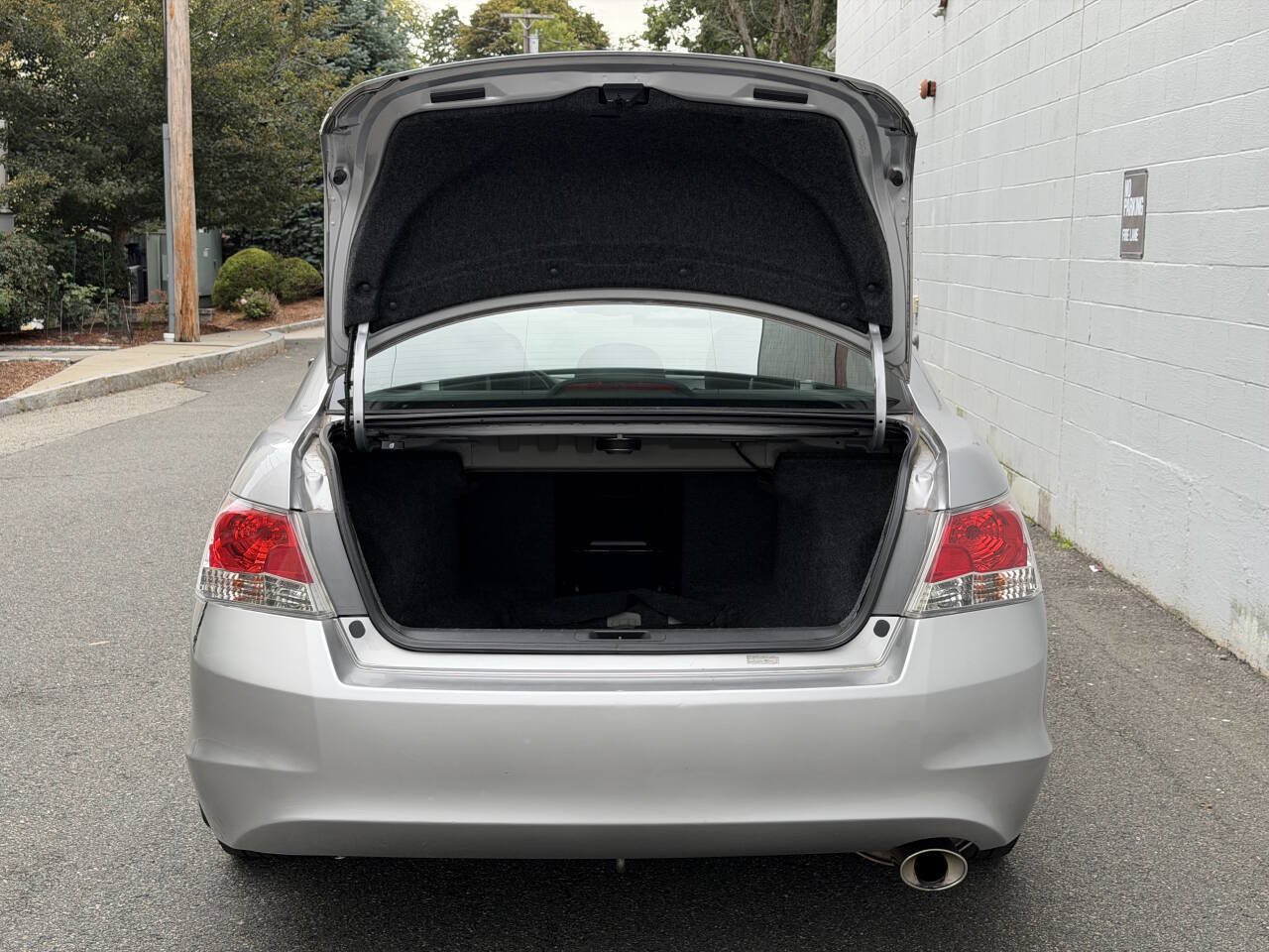 Used 2011 Honda Accord EX-L image 27
