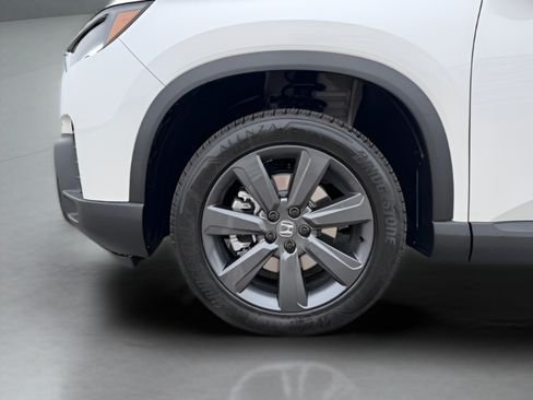 Used 2026 Honda Pilot Sport image 34