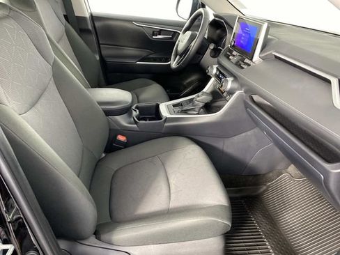 Used 2025 Toyota RAV4 XLE w/ Convenience Package AWD/4WD image 11