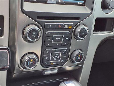 Used 2014 Ford F150 FX4 w/ Equipment Group 402A Luxury image 14