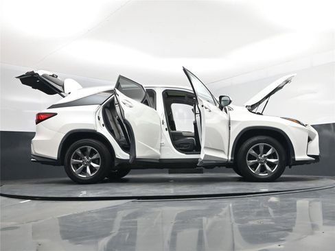 Used 2019 Lexus RX 350L Luxury image 23