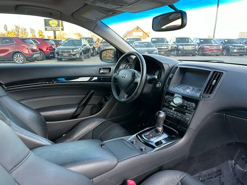 Used 2014 INFINITI Q60 Journey w/ Premium Package image 12