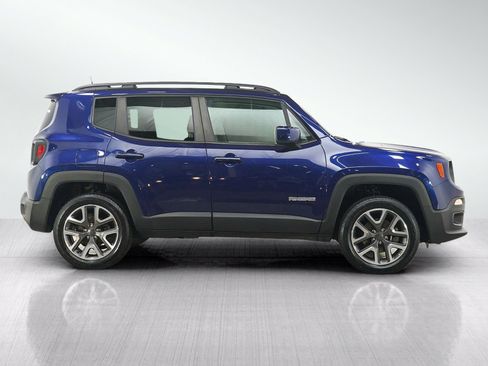 Used 2018 Jeep Renegade Latitude w/ Cold Weather Group AWD/4WD image 6