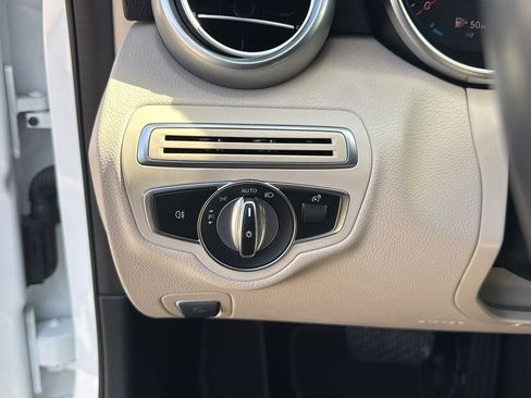 Used 2021 Mercedes-Benz C 300 Sedan image 13