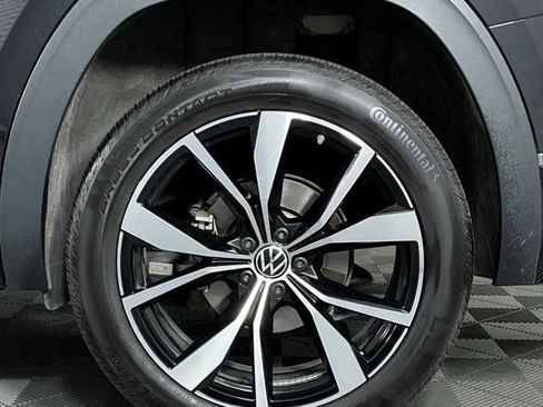 Used 2024 Volkswagen Atlas SEL Premium R-Line AWD/4WD image 10