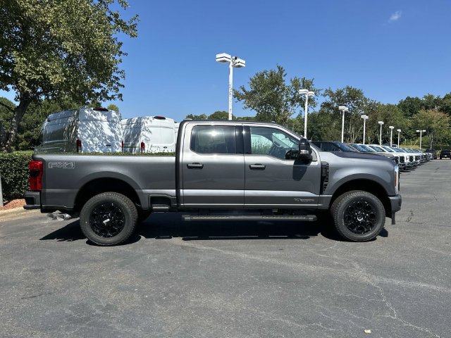 New 2026 Ford F250 Lariat w/ Black Appearance Package AWD/4WD image 10