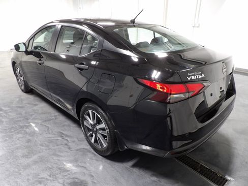 Used 2024 Nissan Versa S w/ S Plus Package image 4