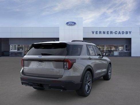 New 2026 Ford Explorer ST-Line w/ ST-Line Street Pack image 8
