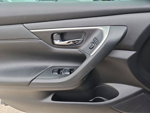 Used 2015 Nissan Altima 2.5 S w/ Power Driver Seat Package image 22