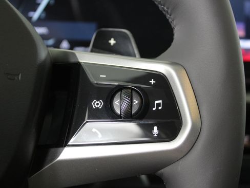 New 2026 BMW 530i xDrive w/ M Sport Package image 29