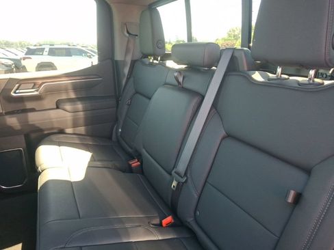 Used 2026 GMC Sierra 1500 SLT w/ SLT Premium Plus Package AWD/4WD image 14