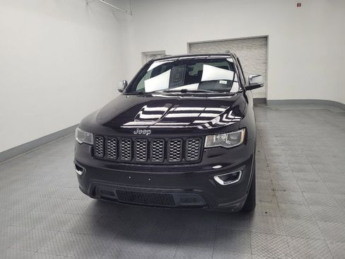 Used 2018 Jeep Grand Cherokee Limited image 15