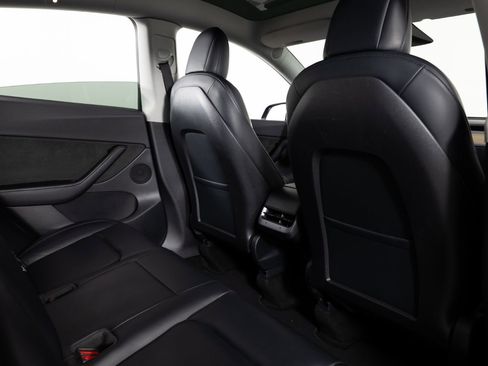 Used 2022 Tesla Model Y Performance AWD/4WD image 22