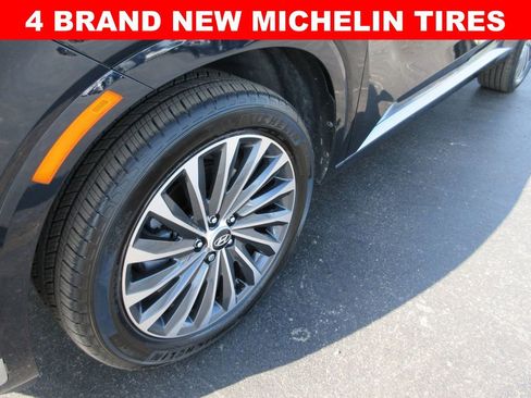 Used 2025 Hyundai Palisade Calligraphy AWD/4WD image 3